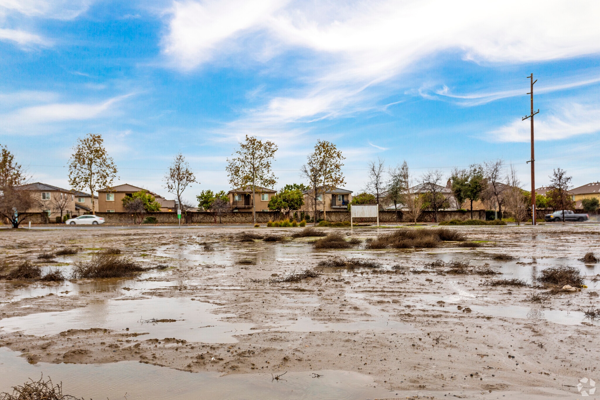 NWC Mooney & Riggin Ave, Visalia, CA for Rent