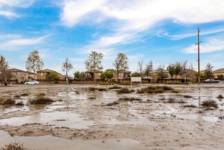 Visalia, CA Office/Medical, Retail - NWC Mooney & Riggin Ave