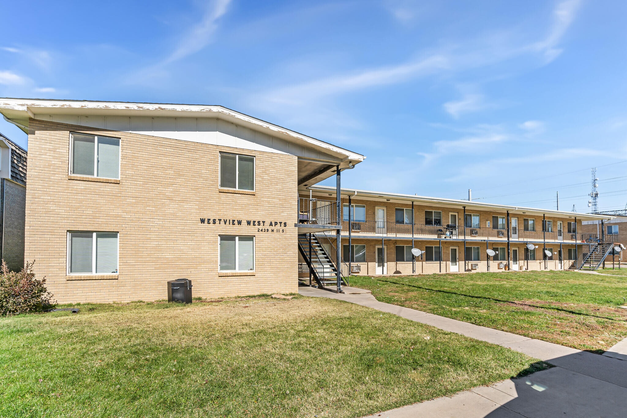 2435-2459 W 11th St, Greeley, CO for Sale