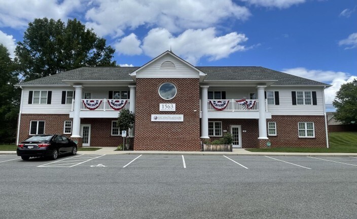 1563 Crossings Center Dr, Forest, VA for Rent