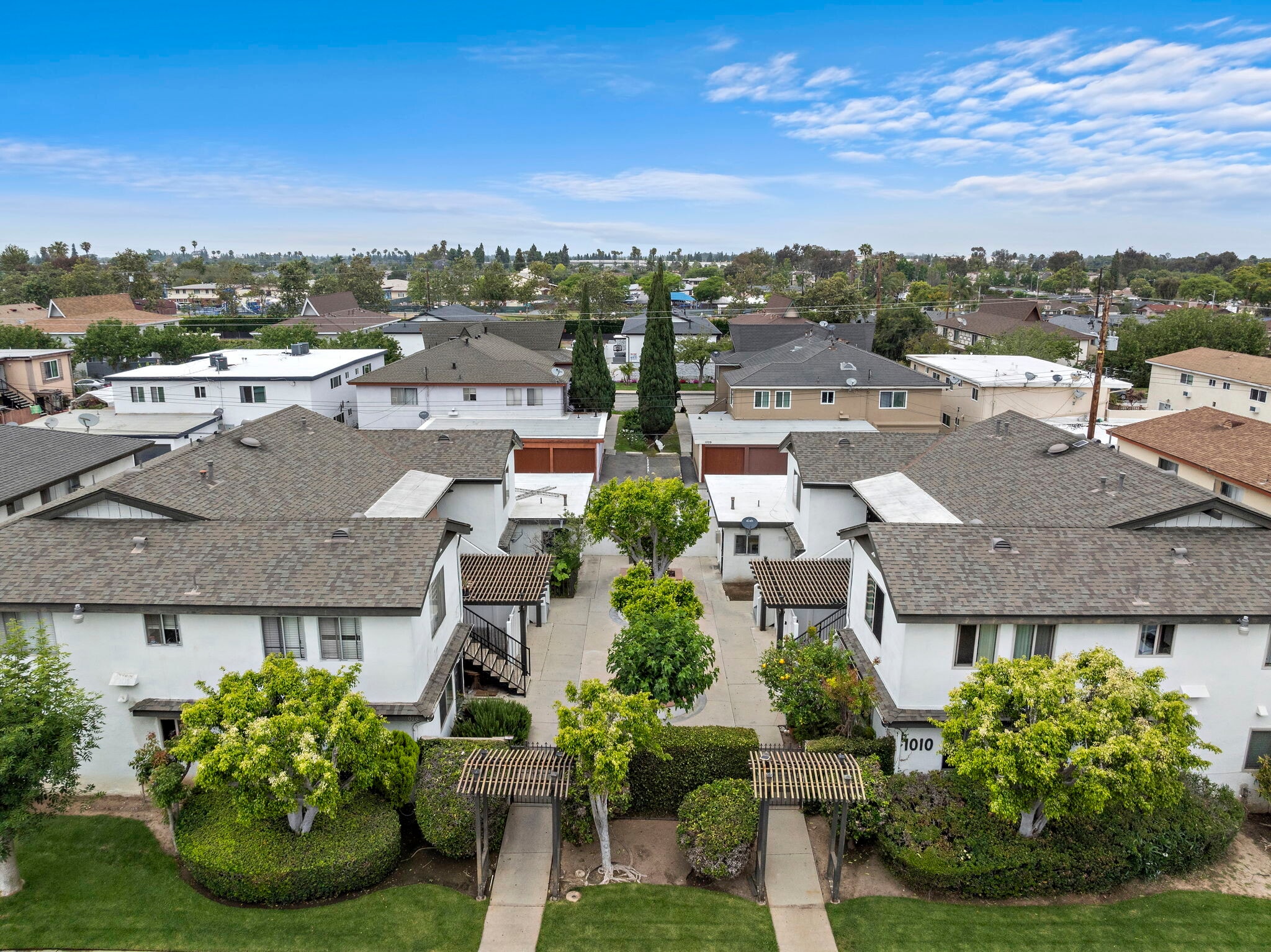 1010 Valencia St, Costa Mesa, CA for Sale