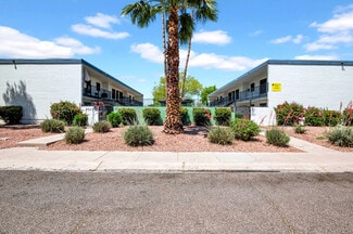 Phoenix, AZ Apartments - 1942 W Berridge Ln