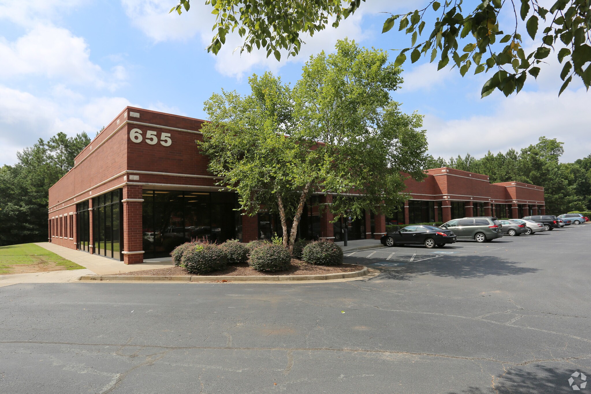 605 Molly Ln, Woodstock, GA for Rent