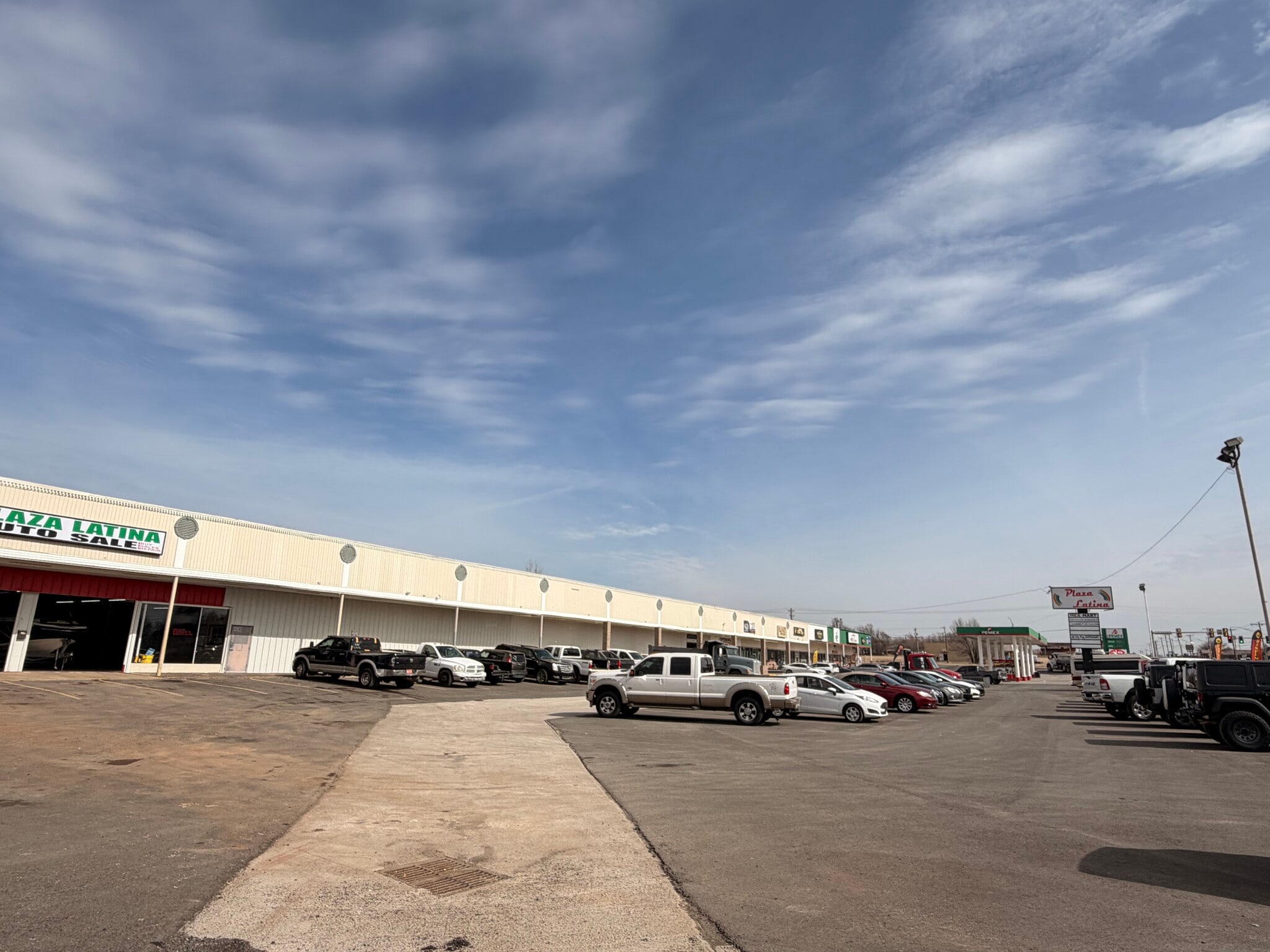 8467-8497 NE 23rd St, Oklahoma City, OK for Sale