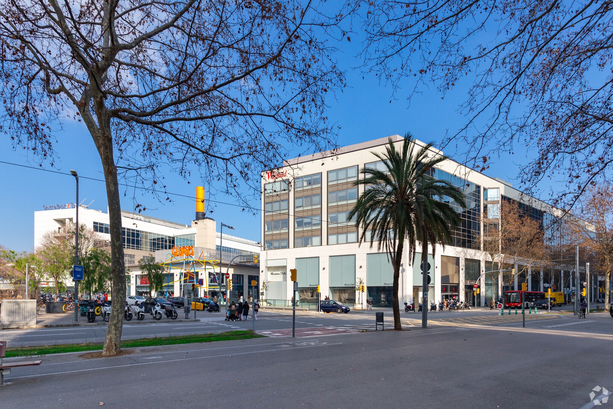 178 Carrer De La Ciutat De Granada, Barcelona, BAR for Rent