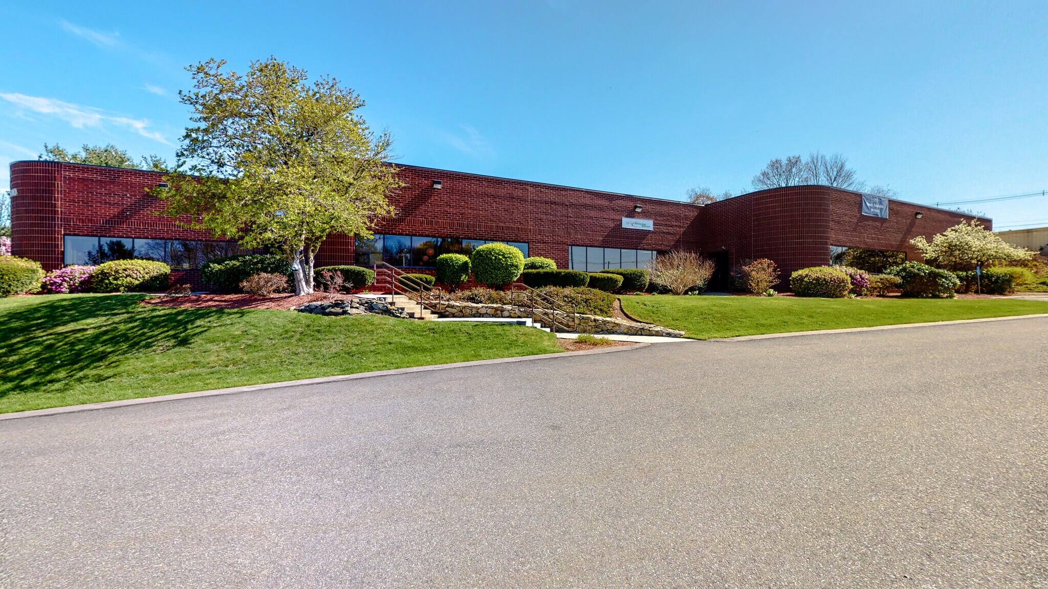 810 Boston Tpke Shrewsbury, MA 01545 Industrial Property for Lease on