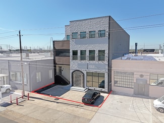 Dallas, TX Storefront Retail/Residential - 1303 Dragon St