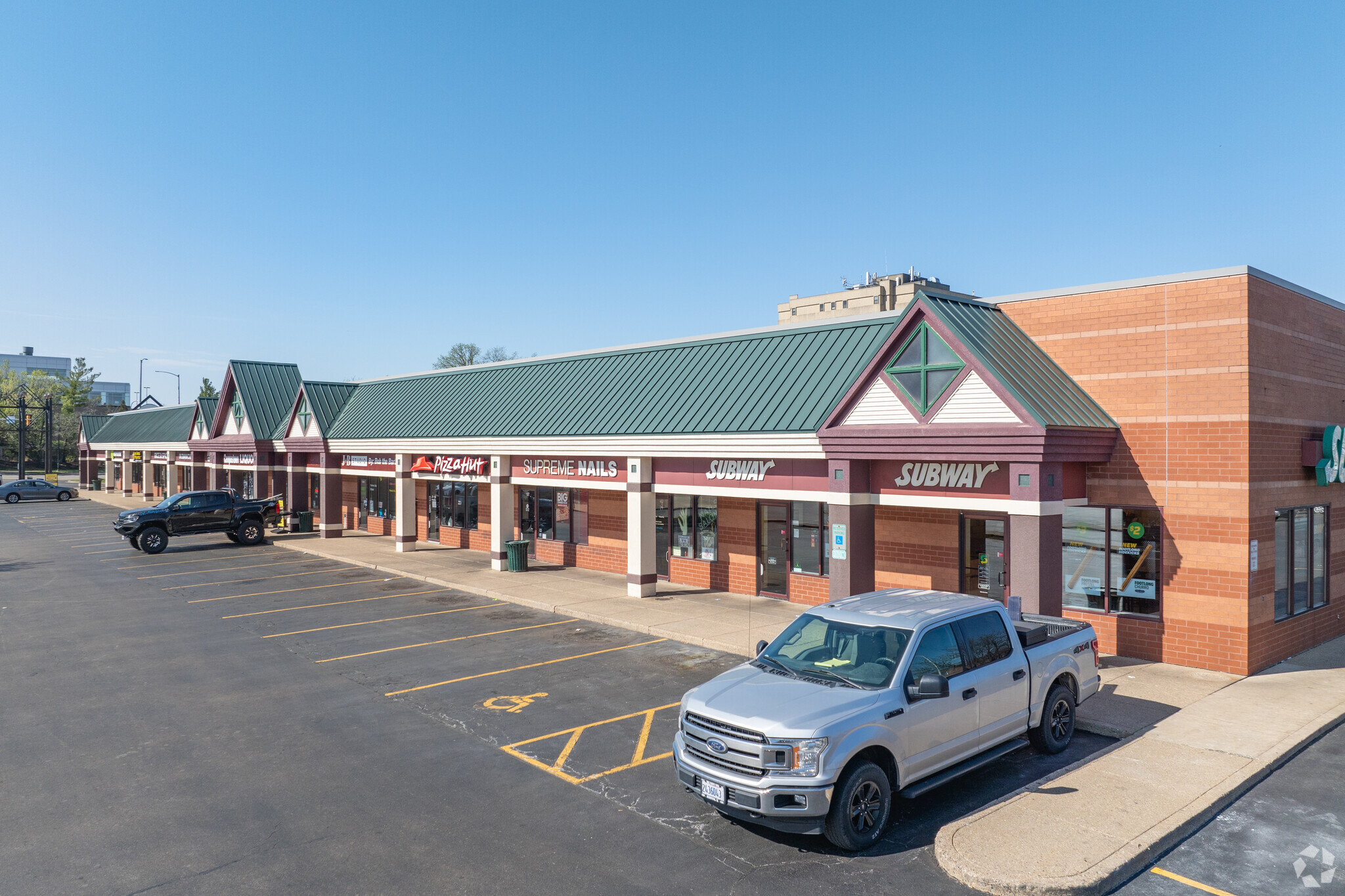 1200 W Main St, Peoria, IL for Rent