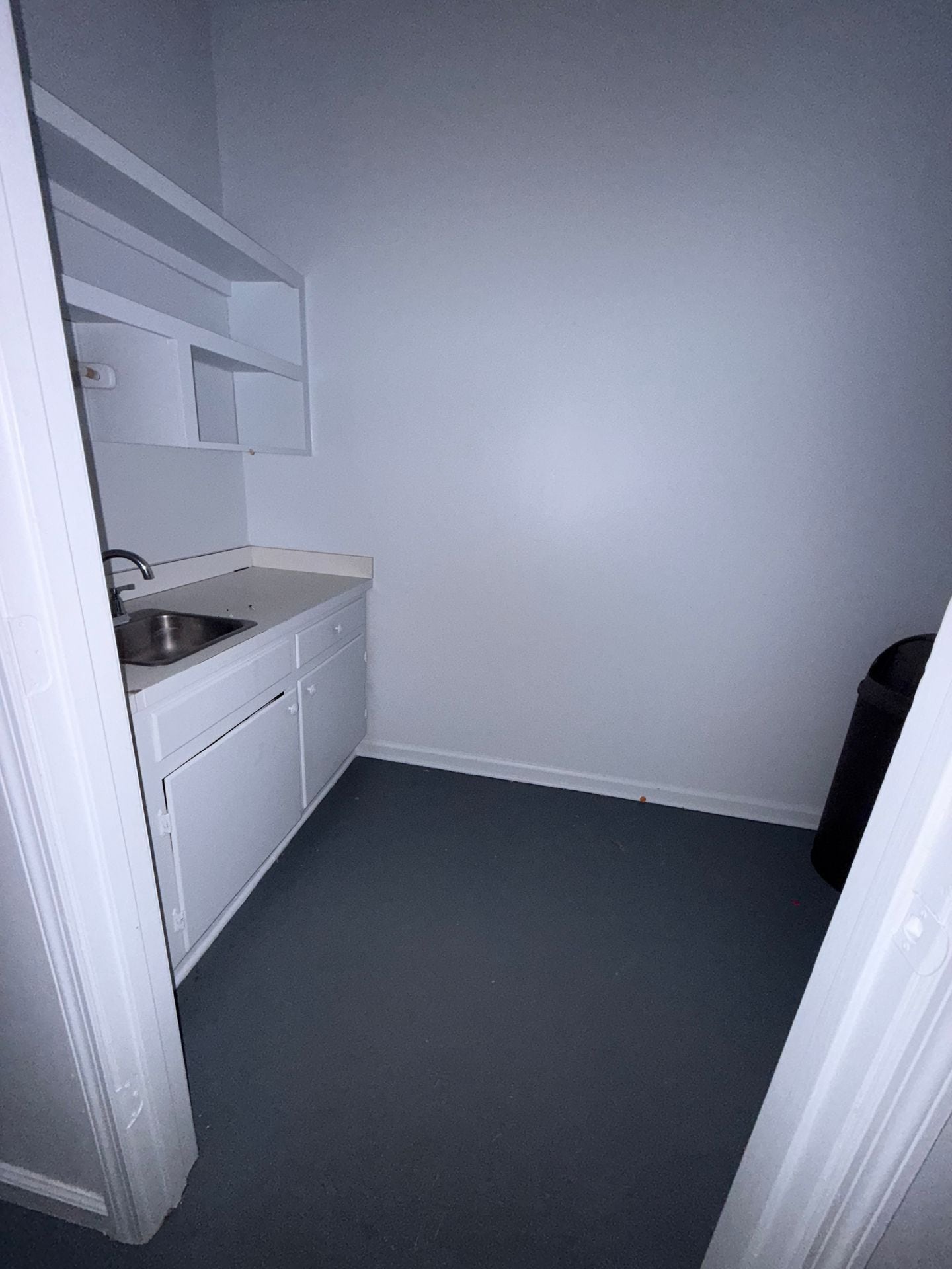 905E W DeKalb St, Camden, SC for Rent
