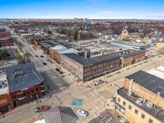 Green Bay, WI Retail - 241 N Broadway