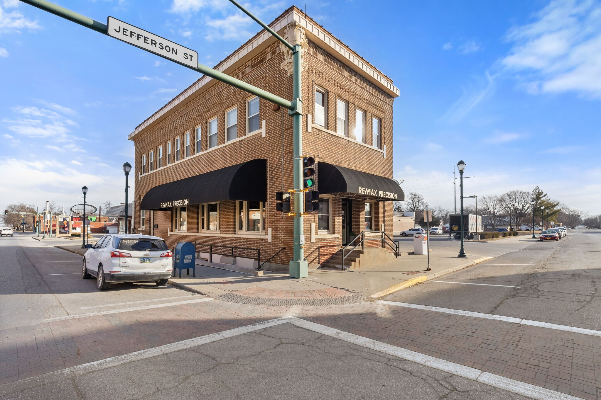 101 E Jefferson St, Winterset, IA for Sale