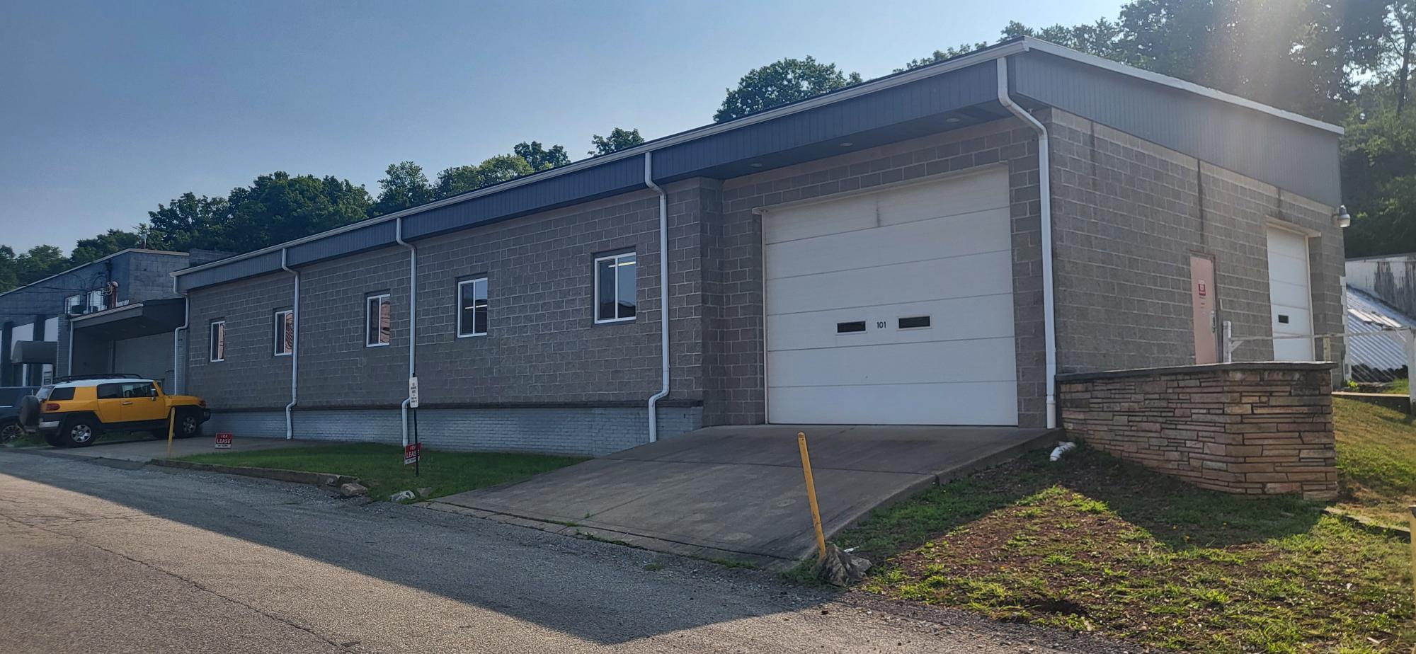 101 Terence Dr, Pleasant Hills, PA for Rent