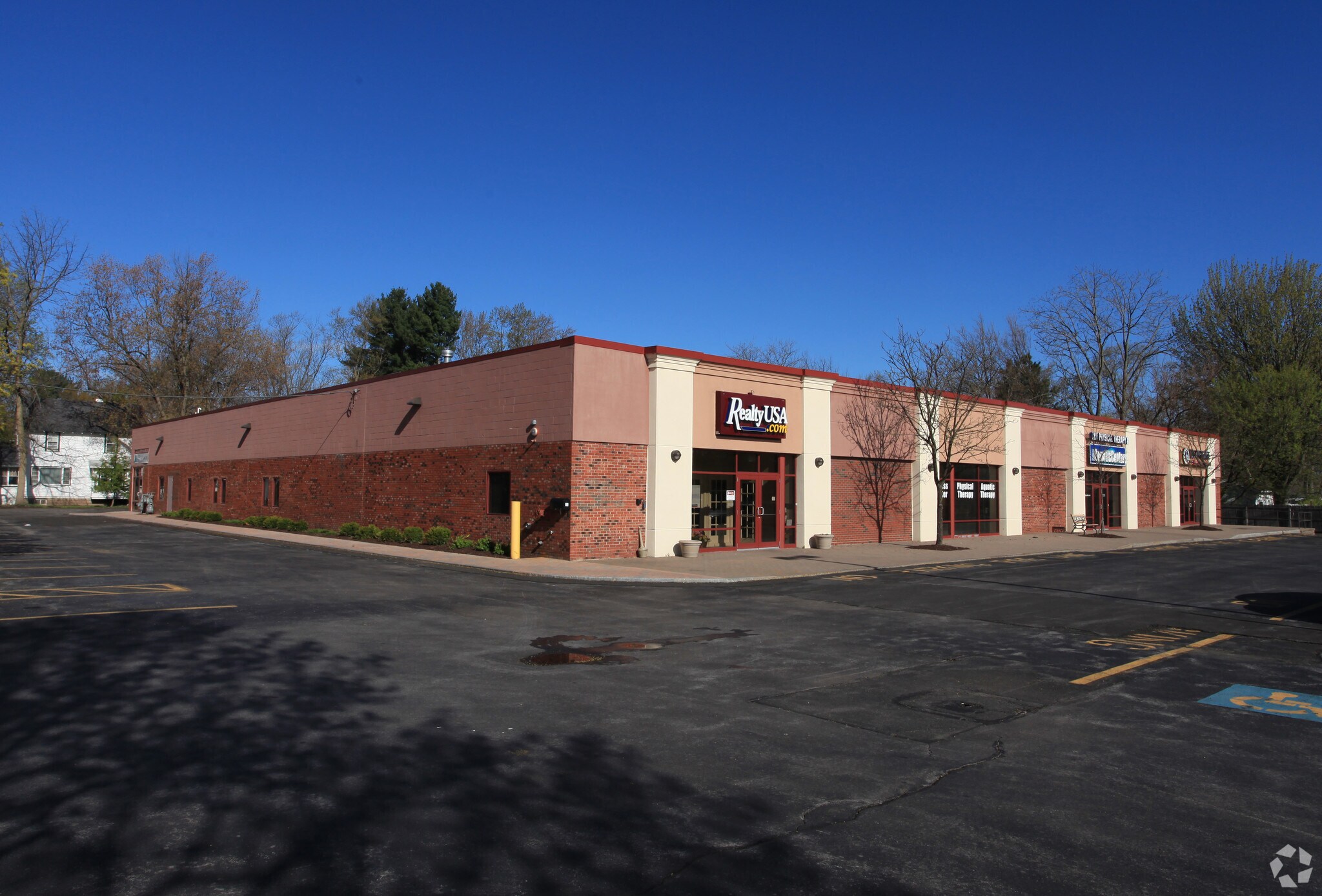 401 N Main St, North Syracuse, NY for Rent