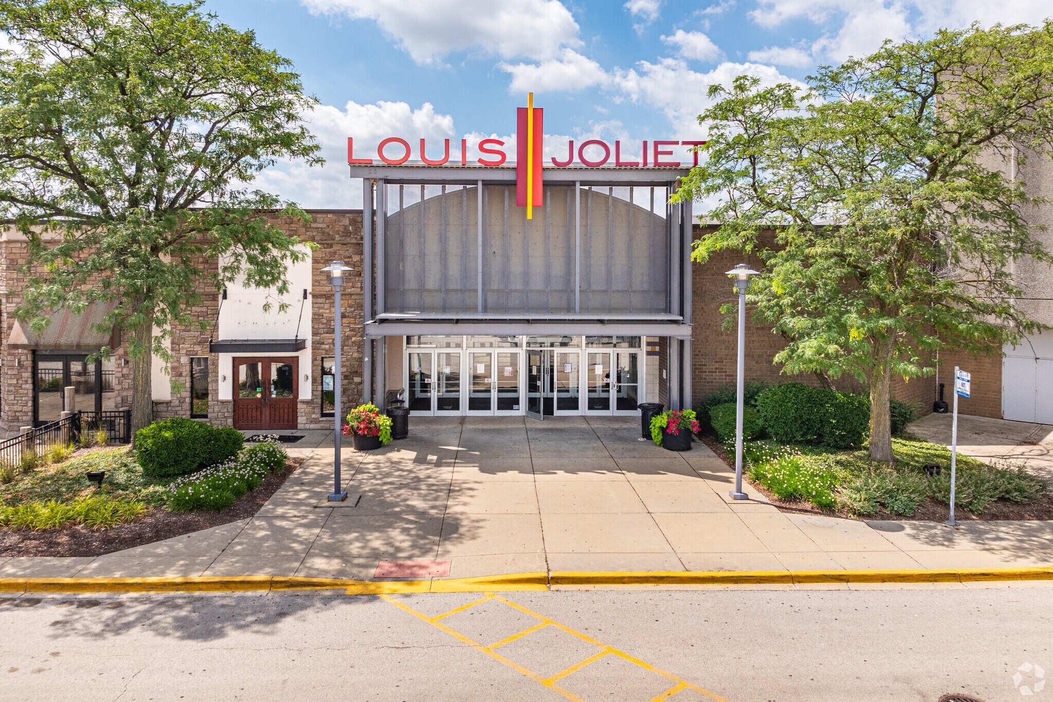 3340 Mall Loop Dr, Joliet, IL for Rent