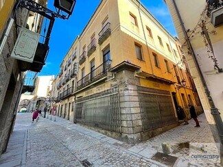 Ávila, AVI Apartments - 1 Calle Pedro Lagasca