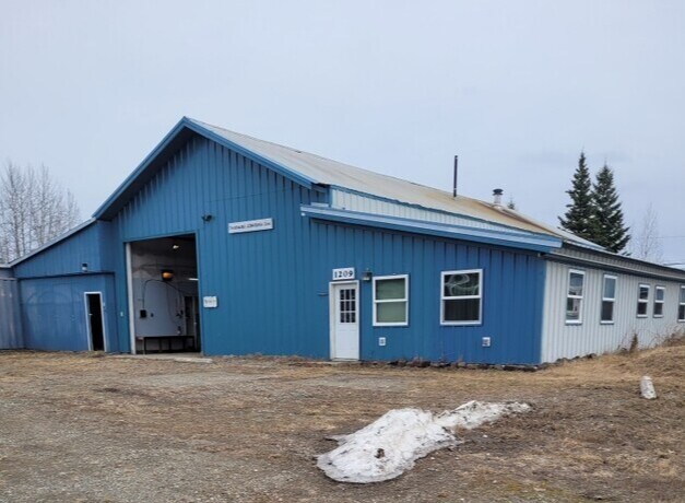 1209 Dennis Rd, North Pole, AK for Rent
