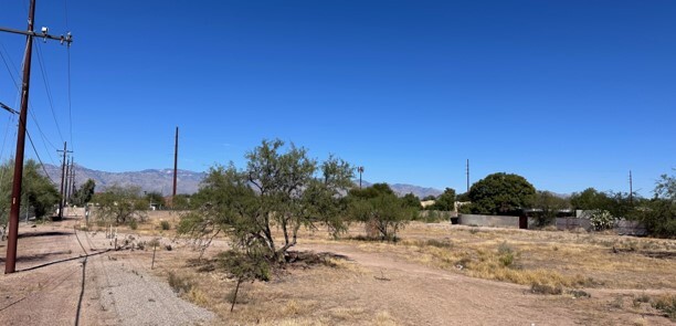 3901-3941 S Kolb Rd, Tucson, AZ for Sale