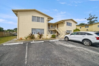 Coconut Creek, FL Apartments - 461 Sunshine Dr