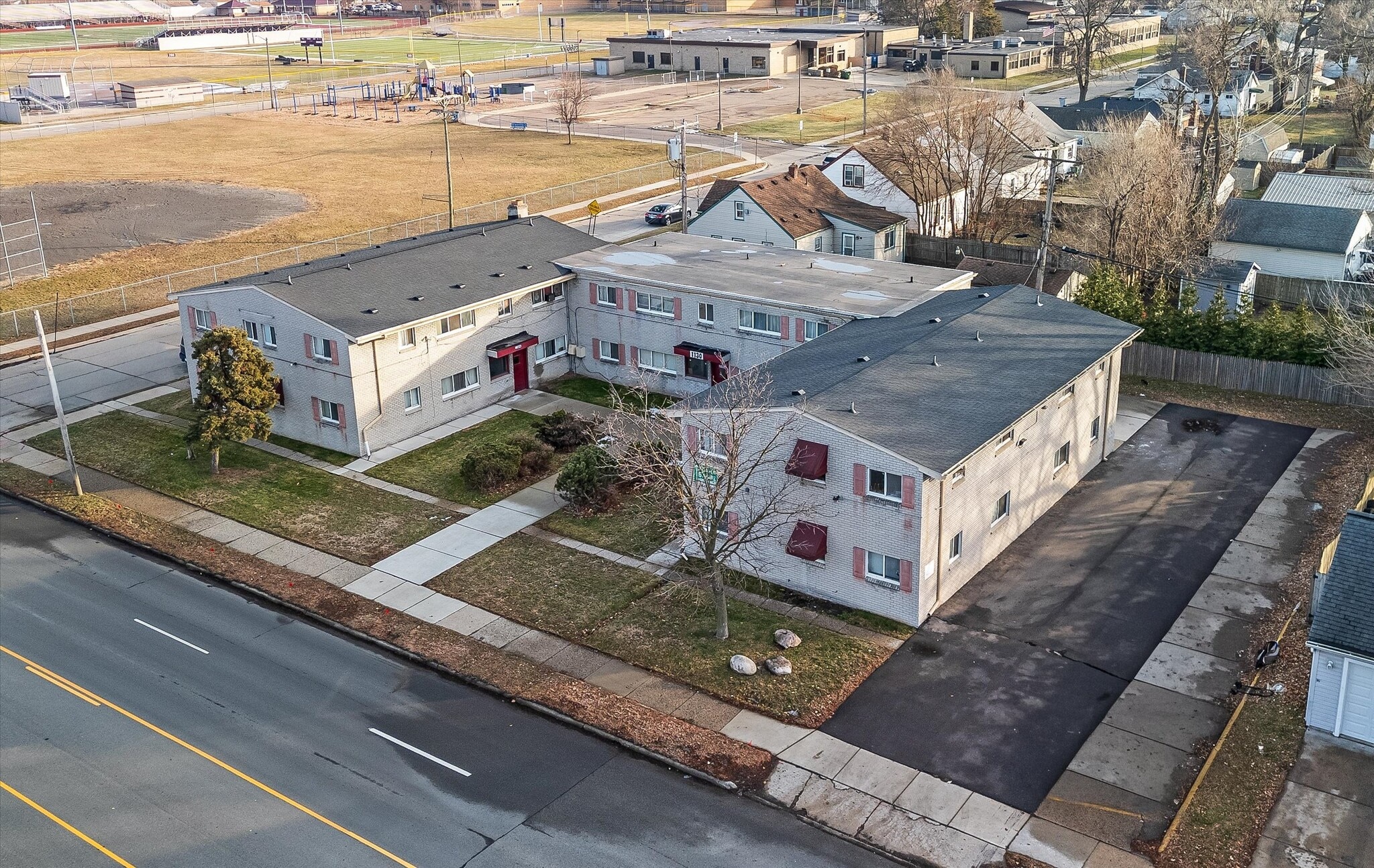 1130 E Woodward Heights Blvd, Hazel Park, MI for Sale