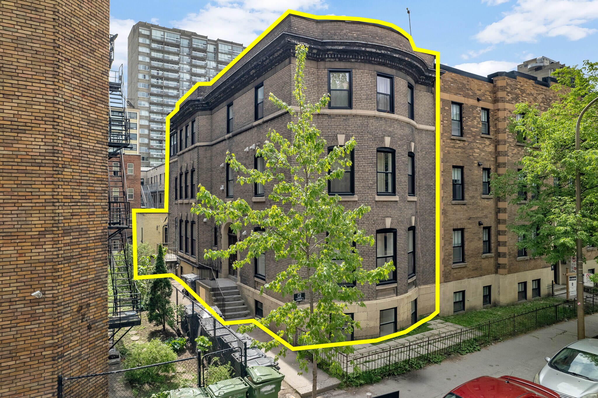2066-2070 Av Lincoln, Montréal, QC for Sale