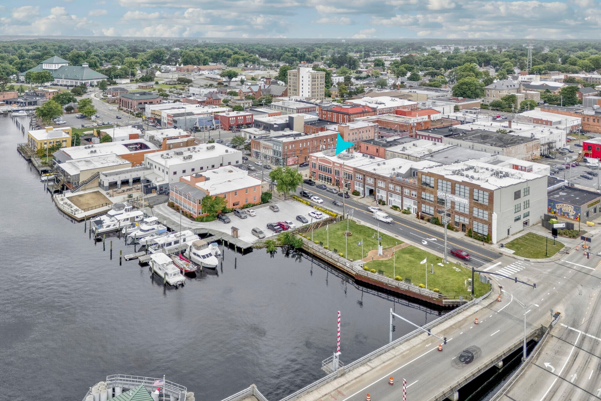 201-207 N Water St, Elizabeth City, NC for Sale