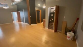 Chicago, IL Office/Residential - 824 W Superior St