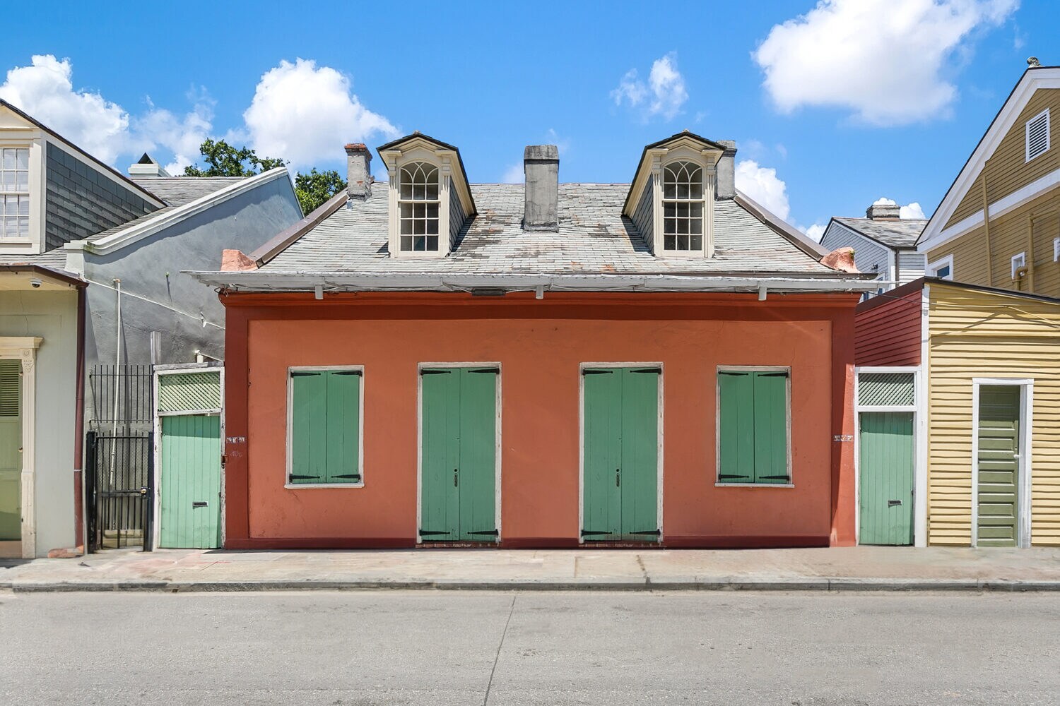 831833 Dauphine St New Orleans, LA 70116 MultiFamily Property for