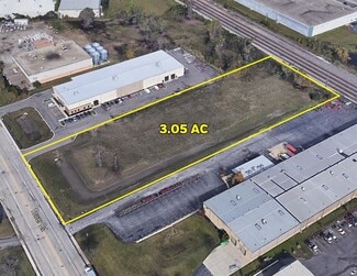 Mundelein, IL Commercial Land - 913 Tower Rd