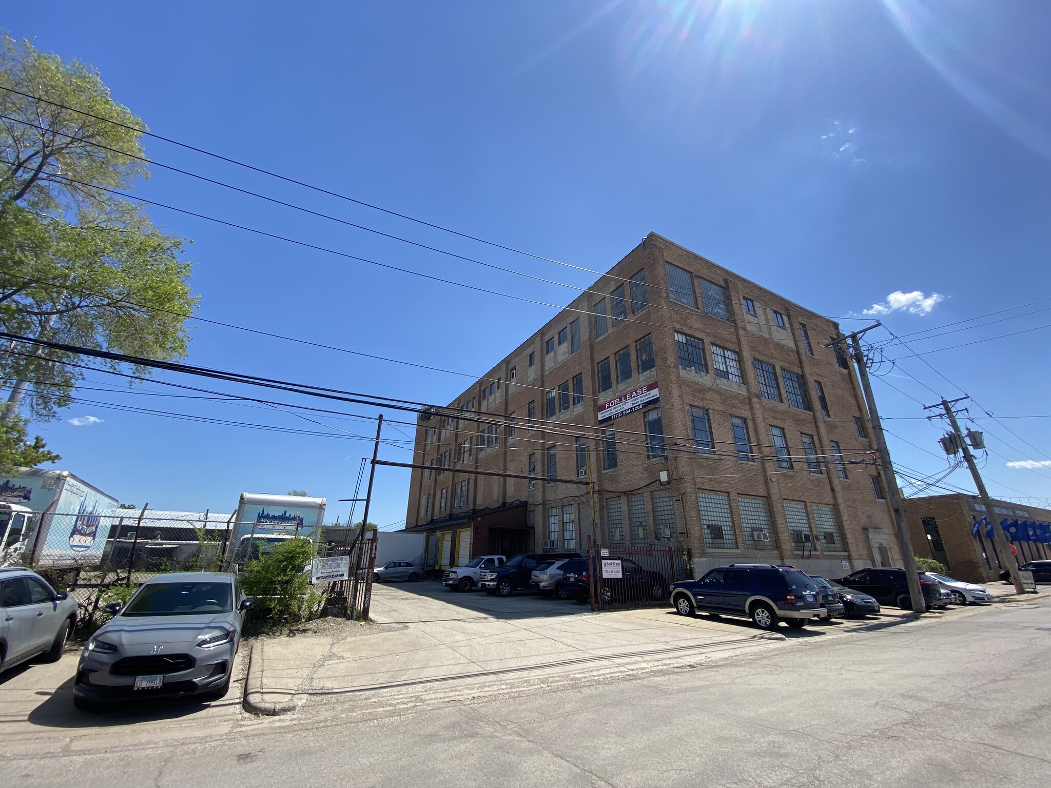 3065 N Rockwell St, Chicago, IL for Sale