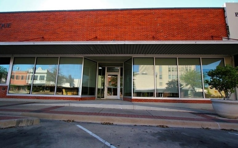 214 N Main St, Bryan, TX for Rent