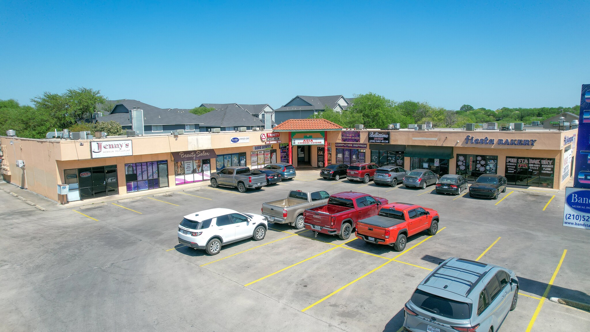 8035 Culebra Rd, San Antonio, TX for Sale