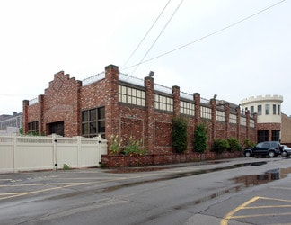 Steubenville, OH Restaurant - 501 Washington St