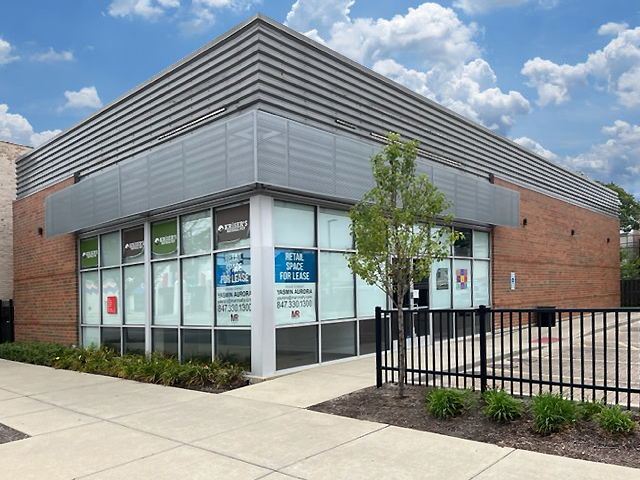 3621-3651 N Western Ave, Chicago, IL for Rent