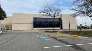 Champaign, IL Retail - 820 W Bloomington Rd
