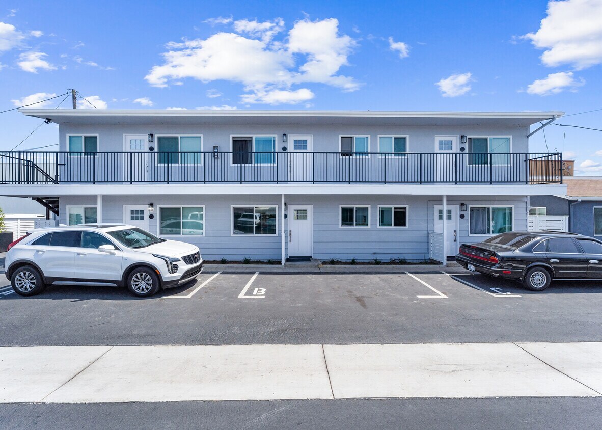 2027-29 Harbor Blvd, Costa Mesa, CA for Sale