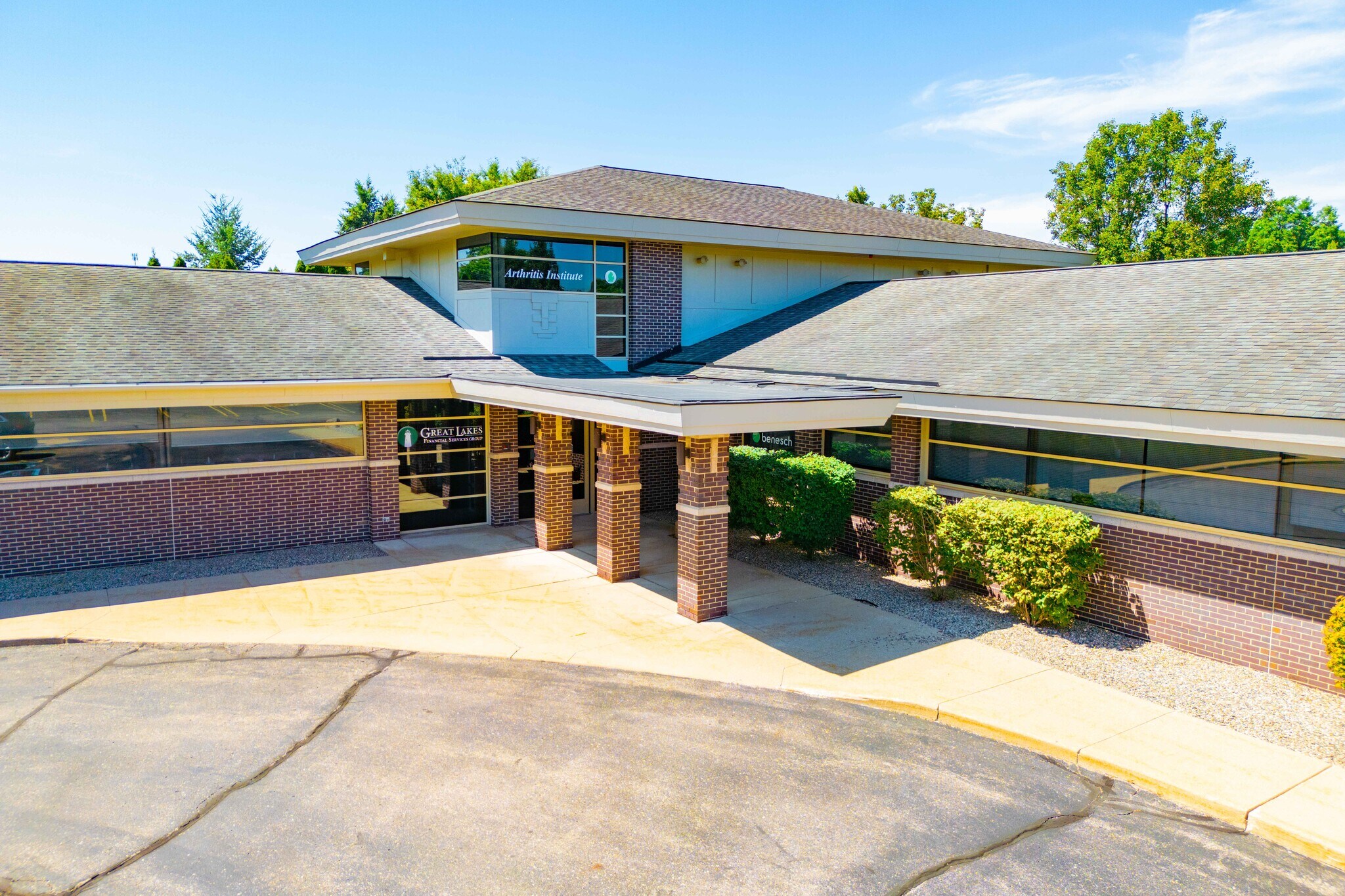 10484 Citation Dr, Brighton, MI for Sale