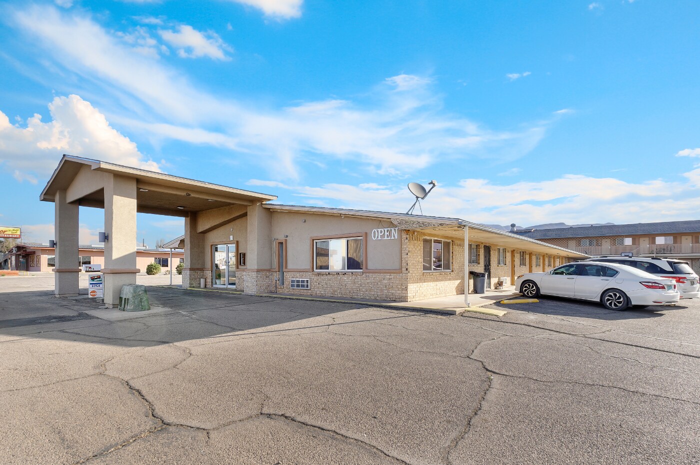 2224 N White Sands Blvd, Alamogordo, NM for Sale
