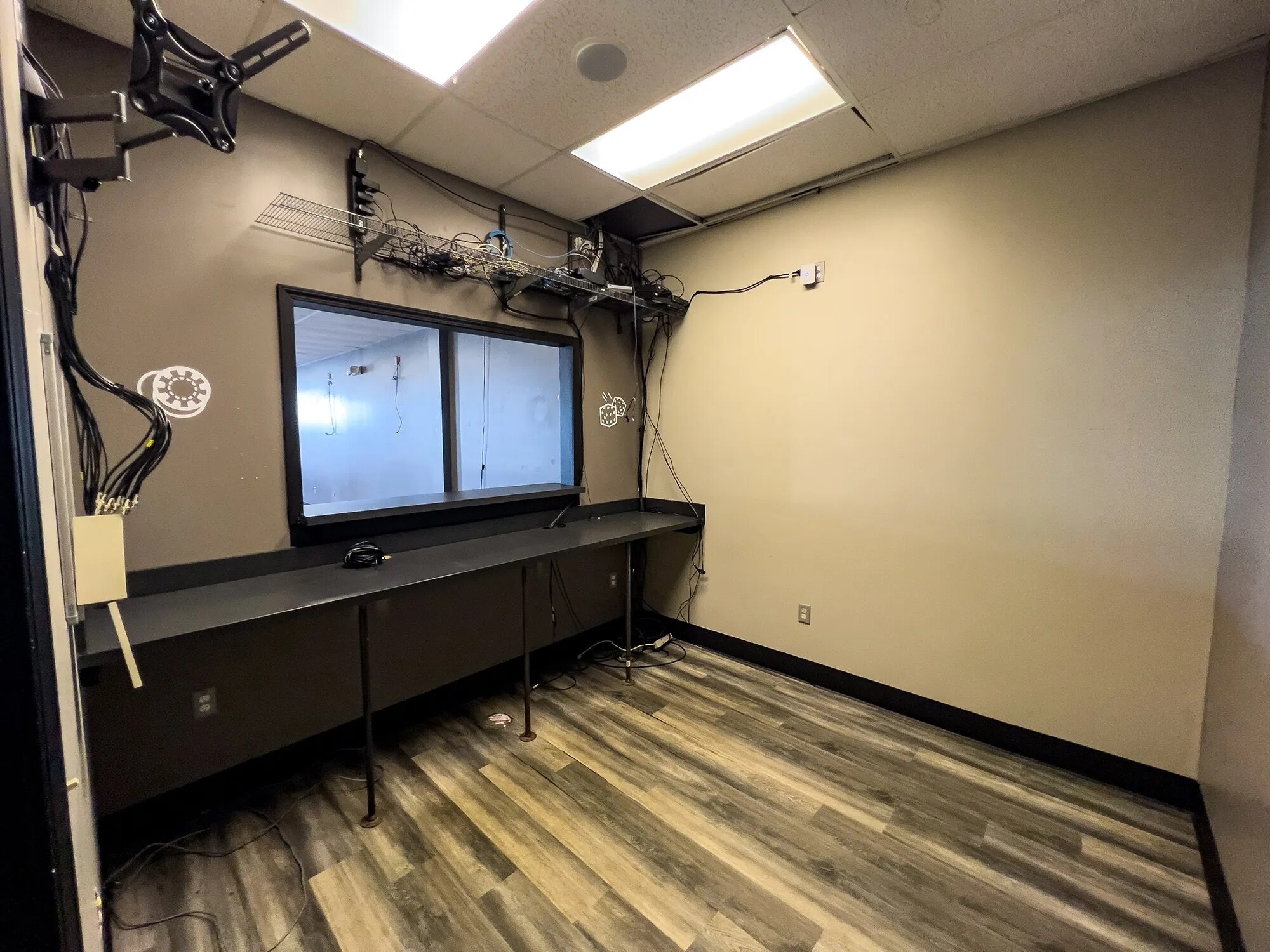 15033-15085 Flag City Dr, Findlay, OH for Rent