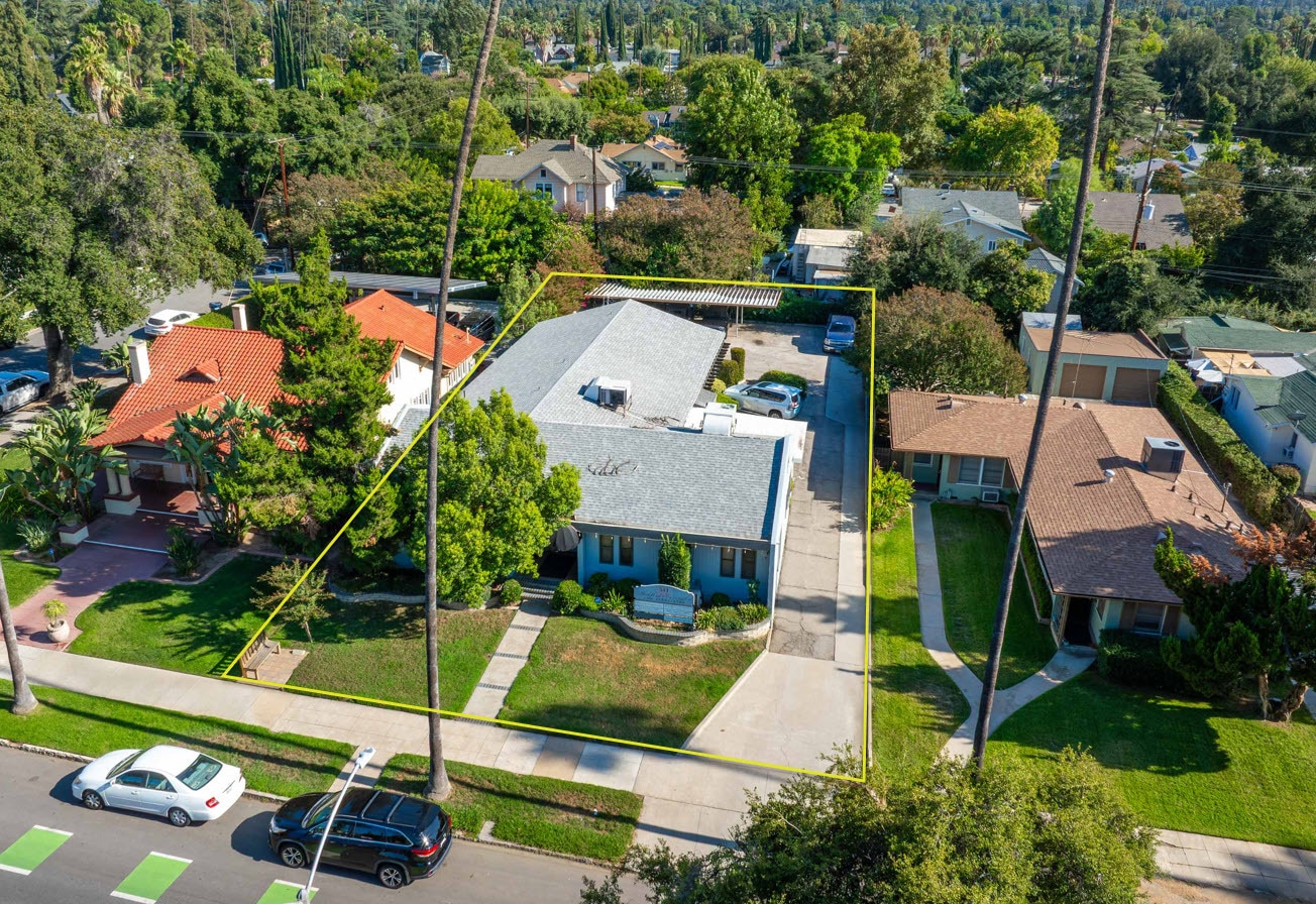 511 Brookside Ave, Redlands, CA for Sale