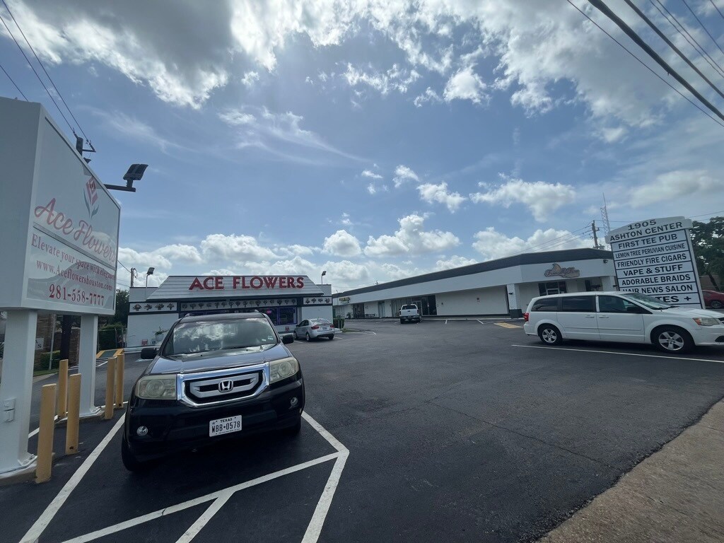 1905 S Dairy Ashford, Houston, TX for Rent