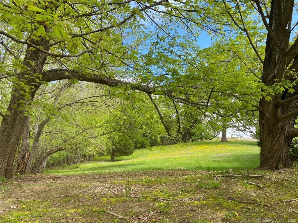 565 Saybrook Road, Haddam, CT for Sale