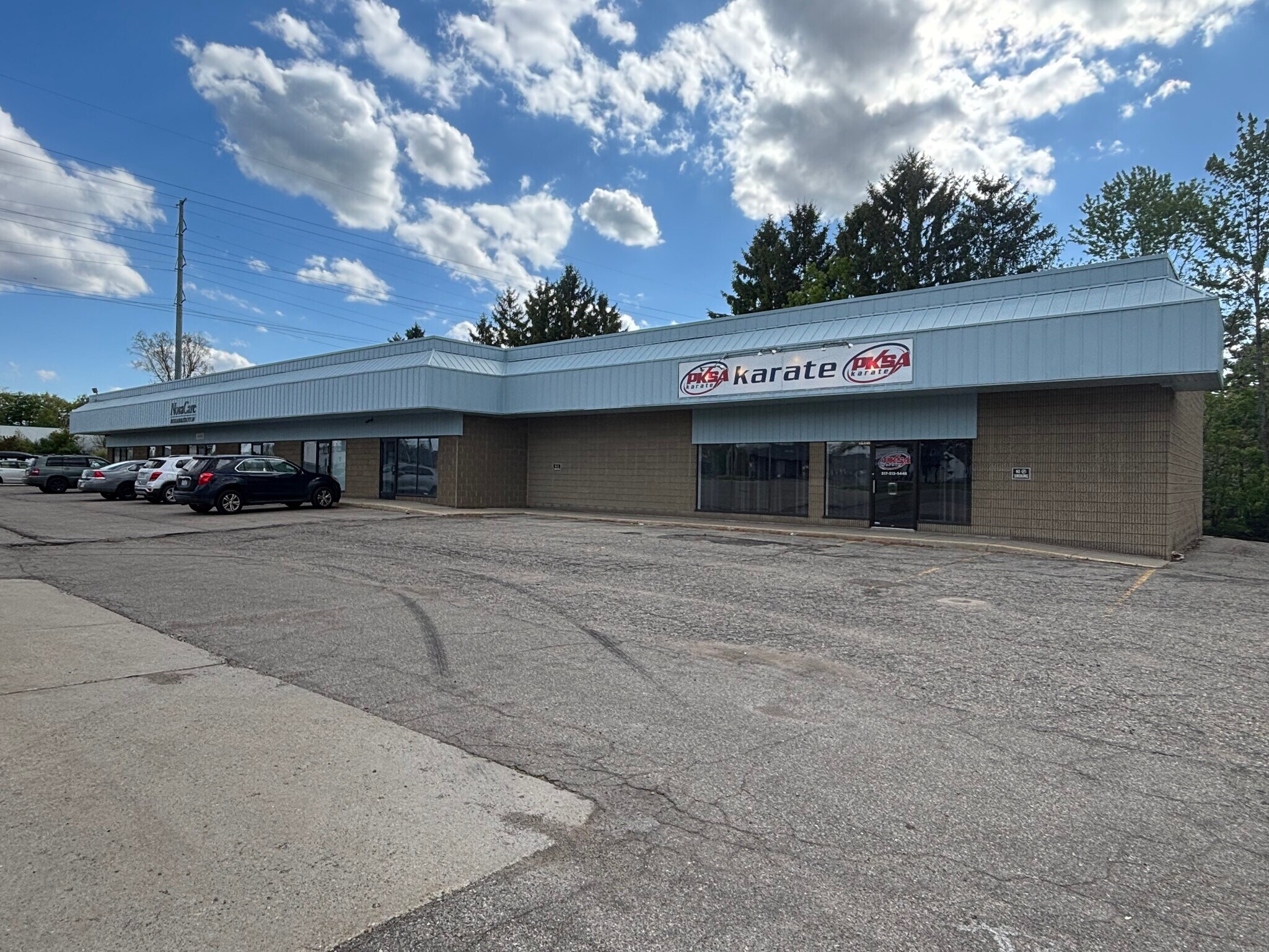 5400 S Pennsylvania Ave, Lansing, MI for Rent