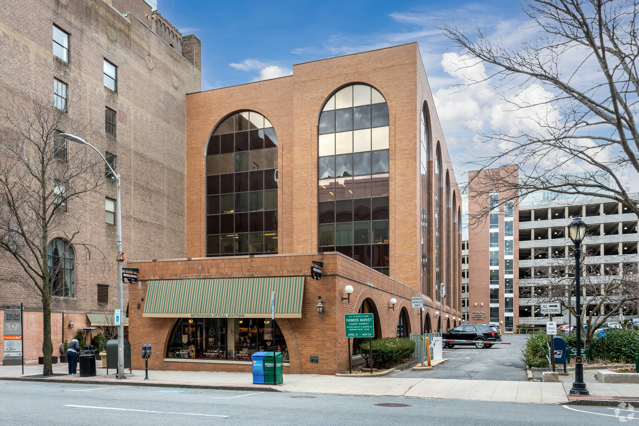 235-245 Main St, White Plains, NY for Rent