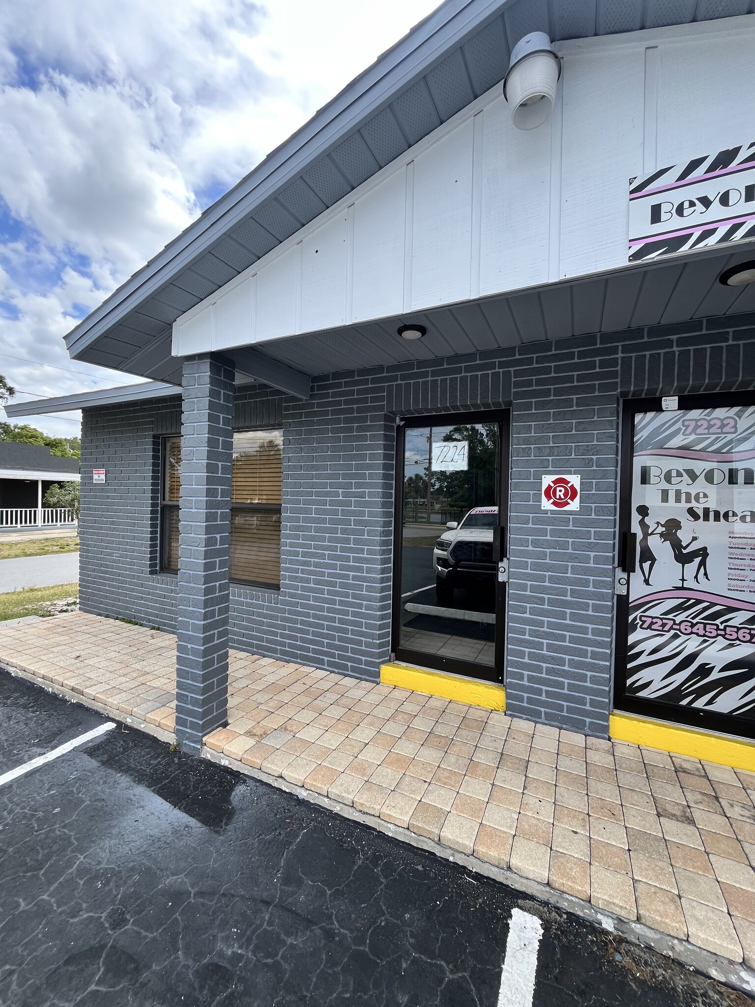 7218-7224 Congress St, New Port Richey, FL for Rent