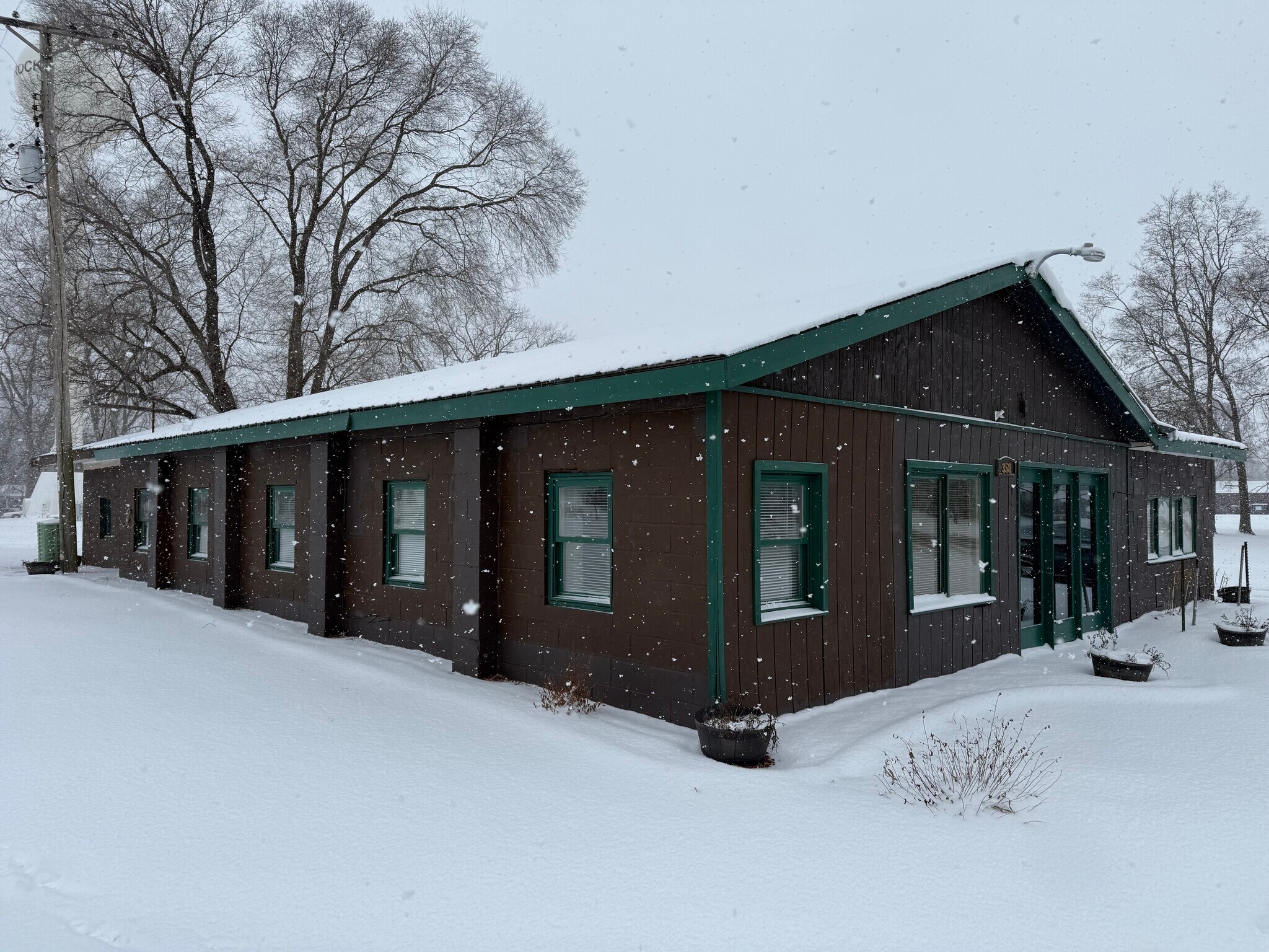 358 S Oak St, Lone Rock, WI for Sale