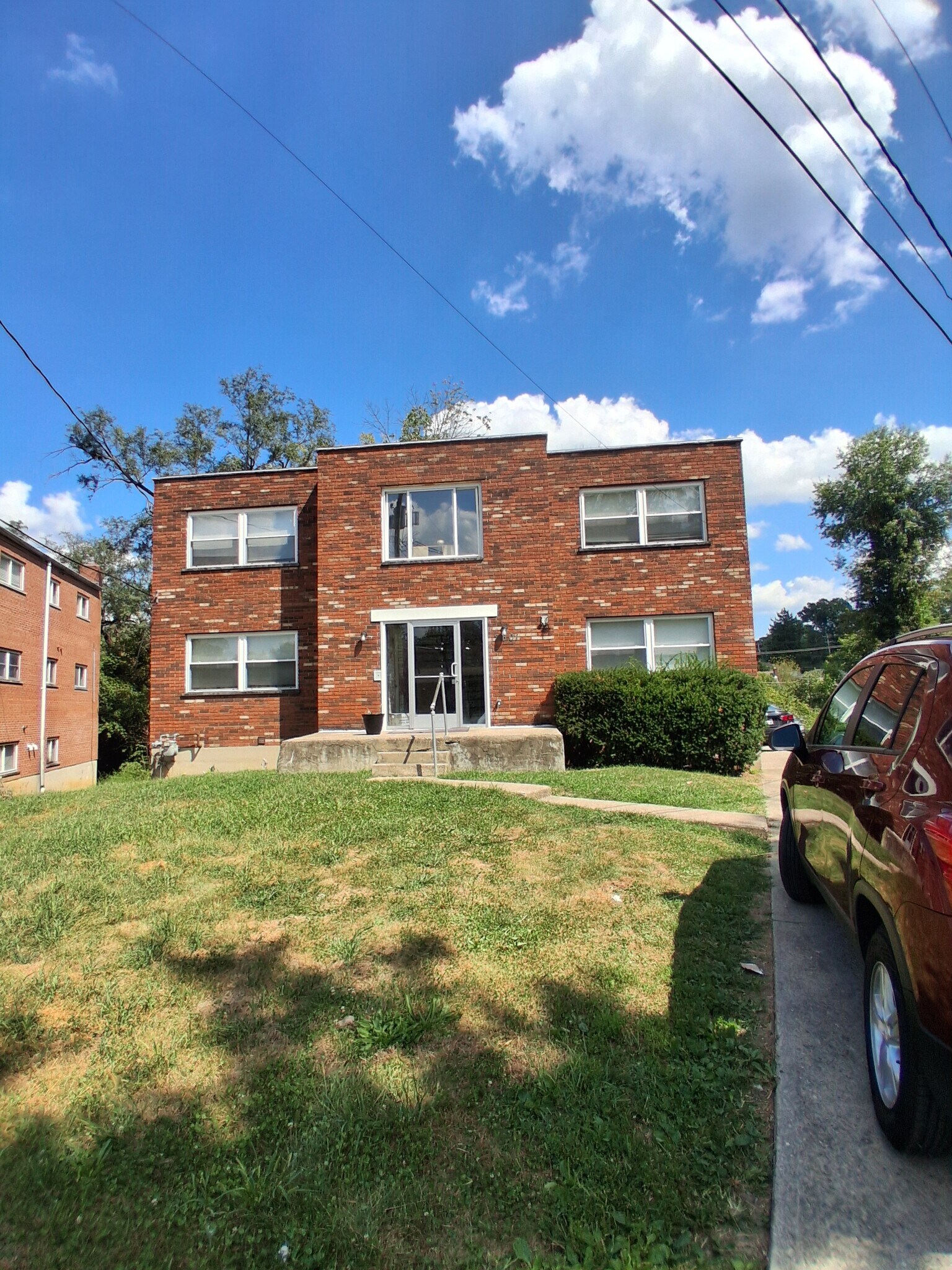 2605 Chesterfield Ct, Cincinnati, OH for Sale