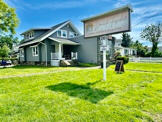 Cos Cob, CT Retail - 261 E Putnam Ave