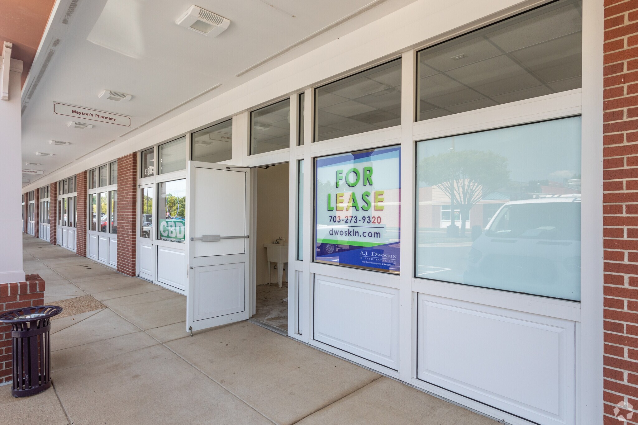 4195 Winchester Rd Marshall, VA 20115 Shopping Center Property for