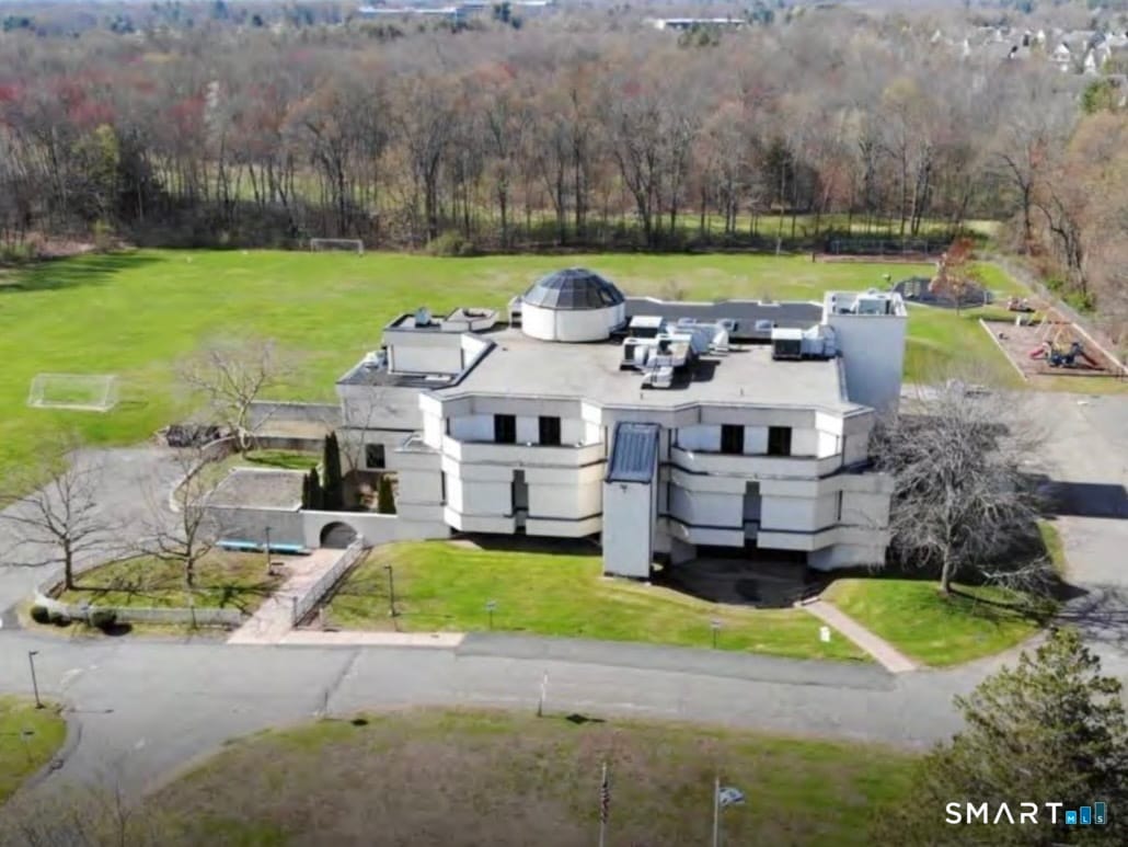 51 Gabb Rd, Bloomfield, CT for Sale