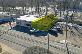 Bristol, CT Office/Retail - 116 Riverside Ave